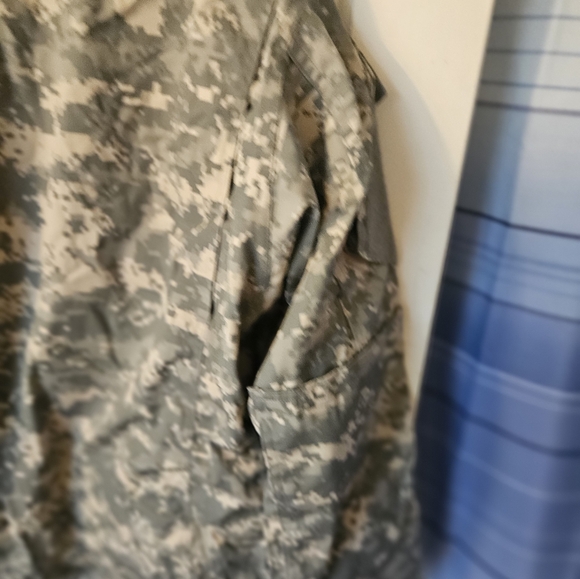 Acu Digital Camo Pants & Jacket MR - Picture 7 of 16